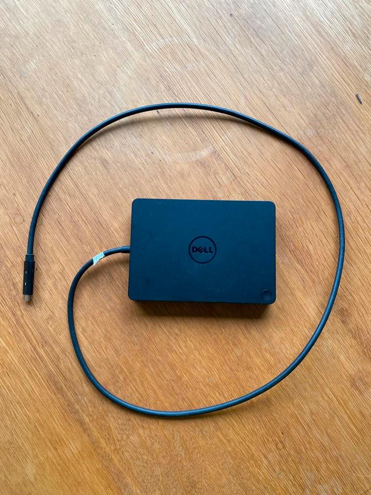 Dell WD15 Docking Station, Computers en Software, Dockingstations, Zo goed als nieuw, Docking station, Laptop, Ophalen of Verzenden