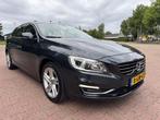 Volvo V60 2.4 D6 AWD PLUG-IN HYBRID SUMMUM ODAK/THAAK/NIEUW, Zilver of Grijs, Te koop, Voorwielaandrijving, Automaat