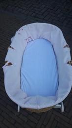 Rieten wieg compleet bekleed, Ophalen, ., Wieg, Zo goed als nieuw