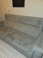 Grijze bank met hoge rugleuning., Huis en Inrichting, Banken | Bankstellen, Gebruikt, Driepersoons, 75 tot 100 cm, Ophalen of Verzenden