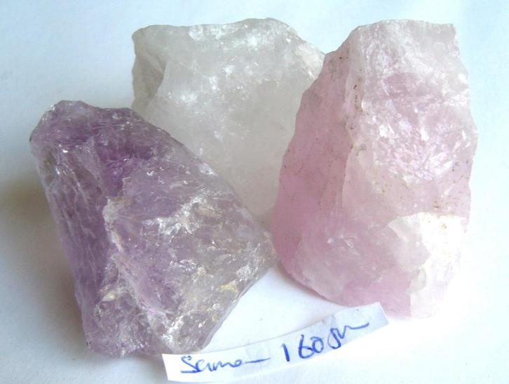 gouden driehoek 160g 6,99 amethist bergkristal 1 rozenkwarts, Verzamelen, Mineralen en Fossielen, Mineraal, Ophalen of Verzenden