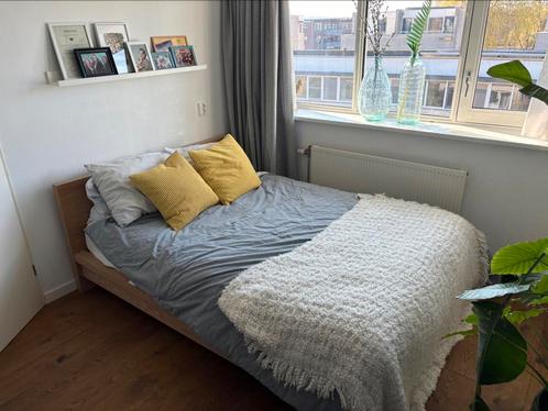 Slaapplaatsen (2-4 pers) Vierdaagse aangeboden, volpension, Huizen en Kamers, Kamers te huur