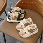 Burberry schoenen kinderen, Kinderen en Baby's, Kinderkleding | Schoenen en Sokken, Schoenen, Nieuw, Ophalen of Verzenden