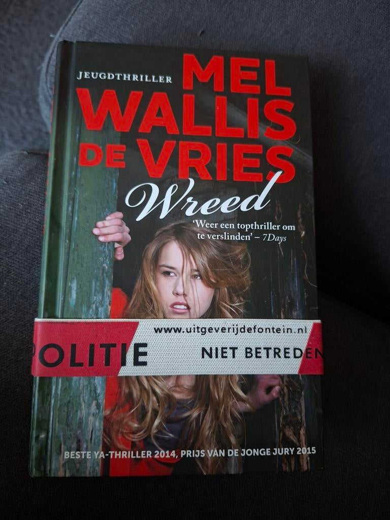Leesboek Mel wallis de vries wreed, Ophalen, Zo goed als nieuw, Mel Wallis de Vries
