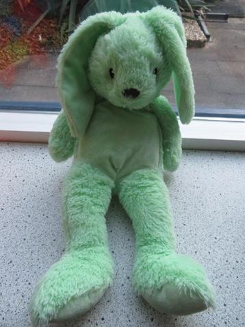 Konijn merk Evora van Kruidvat zacht groen velours  beschikbaar voor biedingen