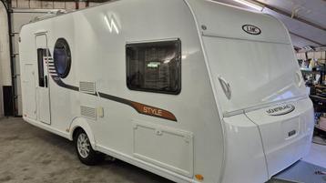 Lmc 490 k 6pers. Stapelbed, Airco, Mover. beschikbaar voor biedingen