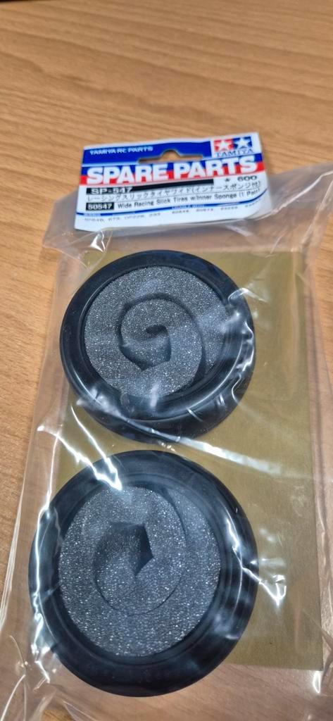 Tamiya 50547 Wide Racing Slick Banden met Spons, Hobby en Vrije tijd, Modelbouw | Auto's en Voertuigen, Nieuw, Auto, Groter dan 1:32