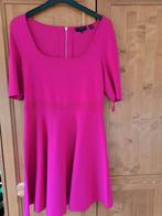 Ted  Baker jurk fuchsia maat 5 (44), Kleding | Dames, Gelegenheidskleding, Ophalen, Galajurk, Maat 42/44 (L), Zo goed als nieuw