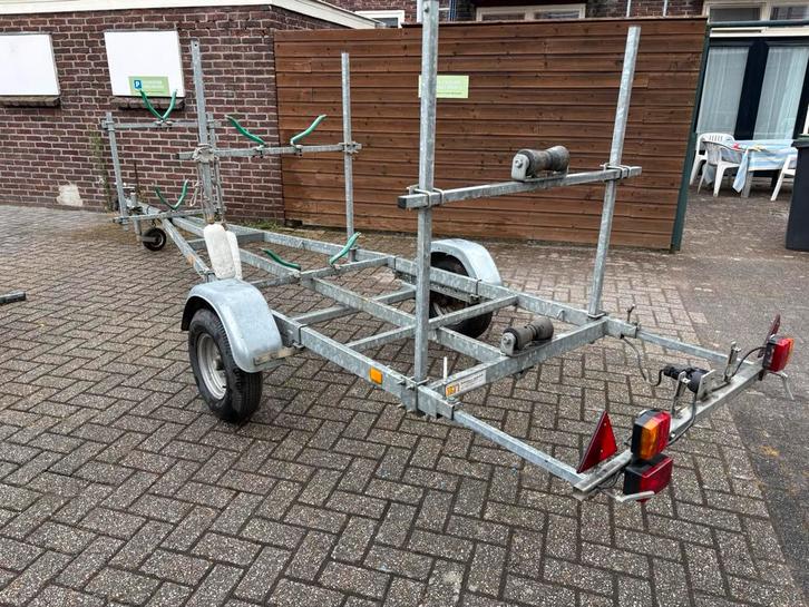 Kano aanhanger voor 2 grote kano’s, Watersport en Boten, Bootonderdelen, Gebruikt, Ophalen