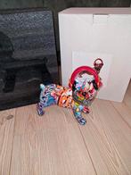 Nieuw in doos beeld DJ hond mopshond pop art, Verzamelen, Beelden en Beeldjes, Ophalen of Verzenden, Nieuw, Dier