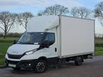 IVECO DAILY 35S16 bakwagen laadklep!, Auto's, Bestelauto's, Automaat, Gebruikt, Euro 6, 156 pk