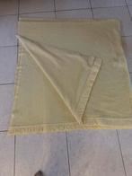 Vintage gele bedsprei 250x250cm, Eenpersoons, Ophalen of Verzenden, Zo goed als nieuw, Geel