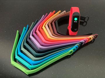 Mi smart band 5 beschikbaar voor biedingen