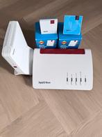 Fritzbox 7590 - Fritz repeater 3000 en 2x de repeater 600, Computers en Software, Routers en Modems, Ophalen, Zo goed als nieuw