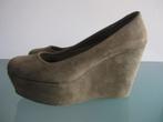 GRATIS VERZENDEN | Bohemian mos groene pumps met sleehak 37, Pumps, Verzenden, Zo goed als nieuw, Groen