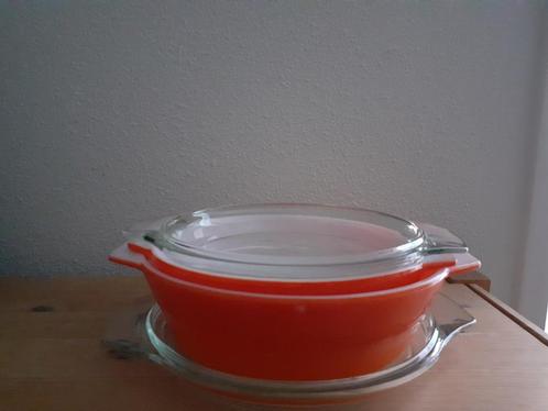 Vintage oranje dekschalen J A J England *eureka*, Verzamelen, Retro, Huis en Inrichting, Ophalen of Verzenden
