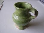 Groen geglaz. kannetje 1750(bodemvondst), Ophalen of Verzenden
