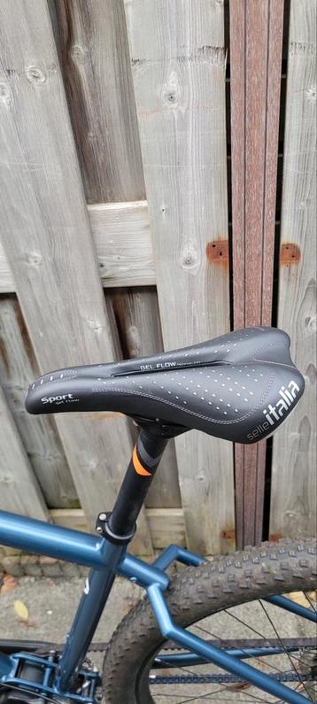 Selle Italia Sport Gel Flow Zadel - S2 beschikbaar voor biedingen