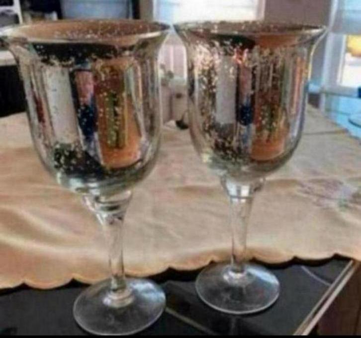 2 st. Zilver Glazen Kelk Kandelaar op Voet /Kandelaars Glas, Huis en Inrichting, Woonaccessoires | Kandelaars en Kaarsen, Zo goed als nieuw