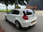 BMW 1-serie 116i Business Line airco navi 125000 km nap, 1-Serie, Achterwielaandrijving, 4 stoelen, Origineel Nederlands