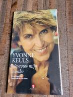 Yvonne Keuls - Mevrouw mijn moeder 2 CD's, Boeken, Ophalen, Yvonne Keuls