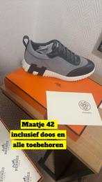 Hermes Sneakers Maat 42, Ophalen of Verzenden, Zo goed als nieuw, Overige kleuren, Sneakers of Gympen