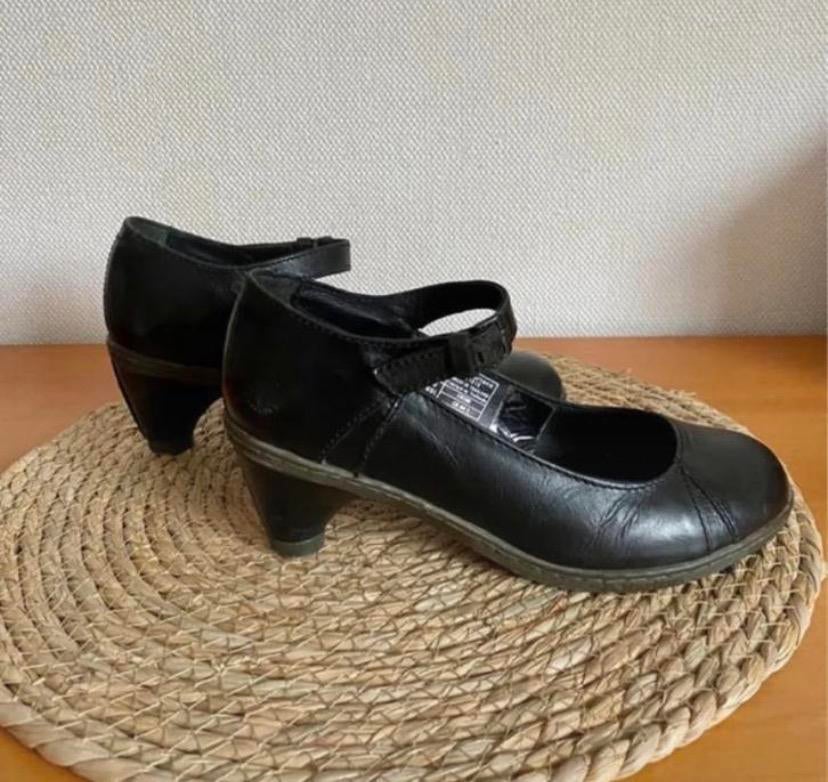Dr. Martens Mary Janes -  Maat 37, Kleding | Dames, Schoenen, Schoenen met lage hakken, Zwart, Ophalen of Verzenden, Zo goed als nieuw