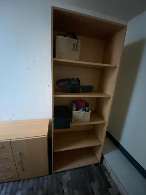 Gratis wandmeubel (boekenkast), Huis en Inrichting, Kasten | Wandmeubels, Gebruikt, 200 cm of meer, Minder dan 150 cm, 25 tot 50 cm