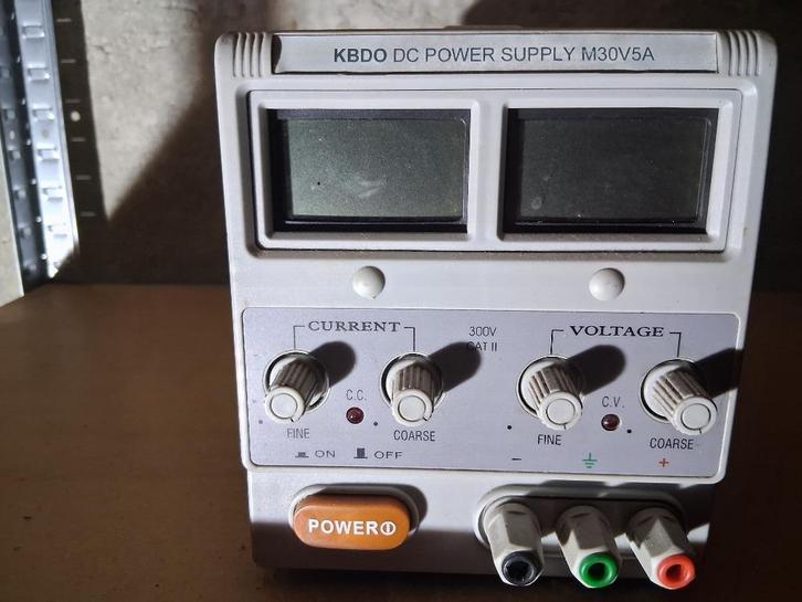 3 gelijkrichters omvormers voedingen uit proefopstelling, Hobby en Vrije tijd, Elektronica-componenten, Zo goed als nieuw, Ophalen