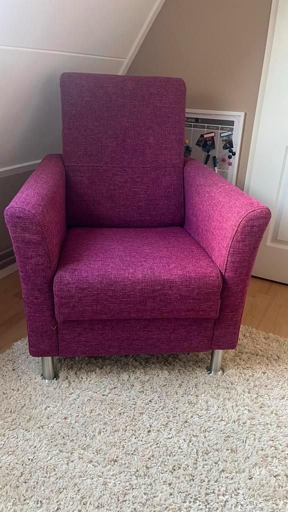 Paarse fauteuil in goede staat, Huis en Inrichting, Fauteuils, Zo goed als nieuw, Stof, 50 tot 75 cm, 75 tot 100 cm, Ophalen