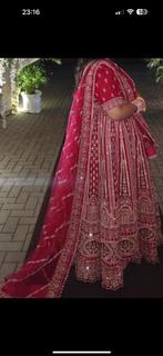 Bridal lehenga, Kleding | Dames, Trouwkleding en Trouwaccessoires, Ophalen of Verzenden, Zo goed als nieuw, Roze, Trouwjurk