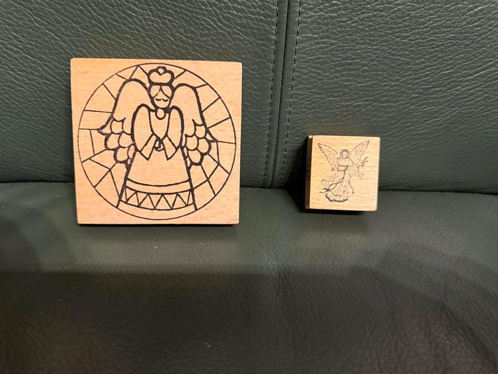 Houten Stempels met Engelen Motief - Set van 2, Hobby en Vrije tijd, Stempelen, Nieuw, Houten stempel, Ophalen of Verzenden