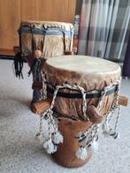 Twee handgemaakte Afrikaanse sanbar trommels en een dundun., Muziek en Instrumenten, Percussie, Trommel, Gebruikt, Ophalen of Verzenden