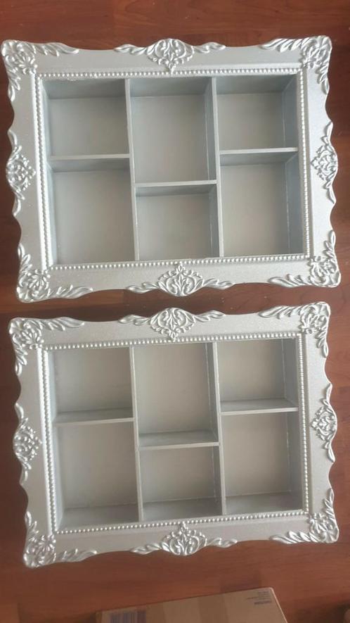 2x wandkastje barok stijl / zilvergrijs metallic/ 54x40, Huis en Inrichting, Kasten | Vitrinekasten, Zo goed als nieuw, Minder dan 100 cm