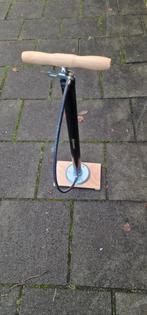 Banden pomp15€, Ophalen of Verzenden, Zo goed als nieuw