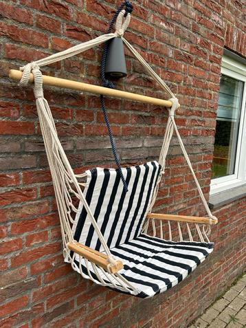 NIEUW Hele mooie hangstoel met ophang touw voor SPOTPRIJS!!! beschikbaar voor biedingen