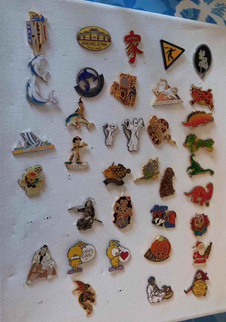 Dolfijn draak Komo Spook Dino pins pin Samurai divers, Verzamelen, Speldjes, Pins en Buttons, Zo goed als nieuw, Ophalen of Verzenden