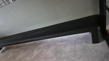 Stoere mooie hele nette eettafel bank met kussen 372cm beschikbaar voor biedingen