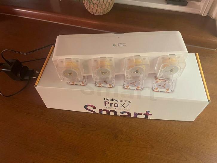 Reef factory dosing pro X4, Dieren en Toebehoren, Vissen | Aquaria en Toebehoren, Zo goed als nieuw, Verlichting of Verwarming