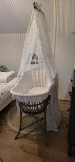 Rotan wieg, Ophalen, Gebruikt, Wieg