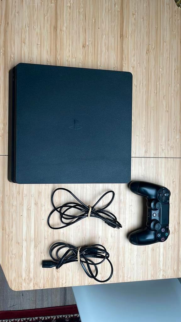 Playstation 4 - 500GB, Spelcomputers en Games, Spelcomputers | Sony PlayStation 4, Gebruikt, Slim, 500 GB, Met 1 controller, Ophalen