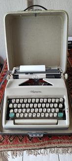 retro typemachine in koffer, Ophalen, Gebruikt