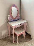 Leuk make-up tafeltje met accessoires, Ophalen of Verzenden, Gebruikt, Tafel(s) en Stoel(en)