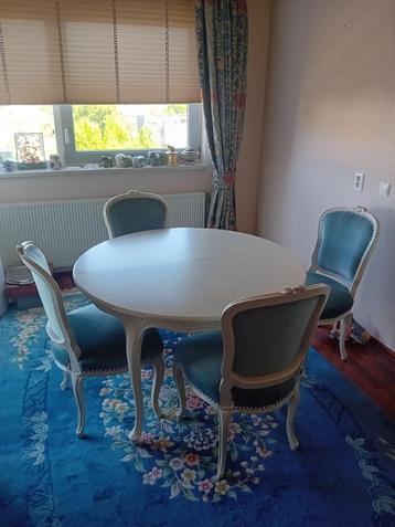 Eethoek 4 stoelen;  Romantische / Barok stijl beschikbaar voor biedingen