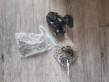 Shimano 105 R7000 Derailleur (Short Cage) + Chain + 11-28 Ca beschikbaar voor biedingen