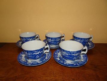 5 Blauw/wit porseleinen kop en schotels (landelijk) beschikbaar voor biedingen