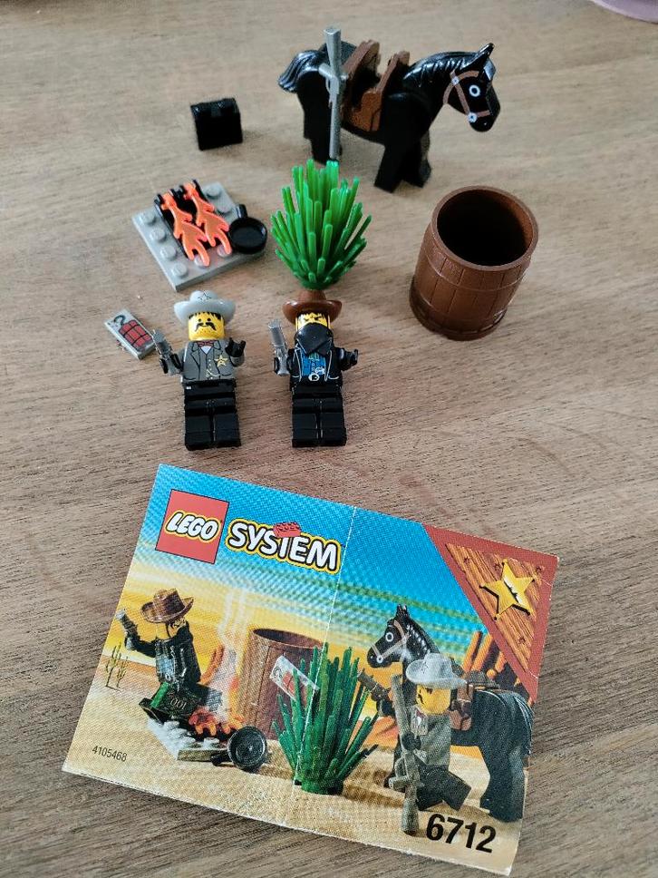 Vintage Lego - 6712 Sheriff's Showdown, Kinderen en Baby's, Speelgoed | Duplo en Lego, Gebruikt, Lego, Complete set, Ophalen of Verzenden