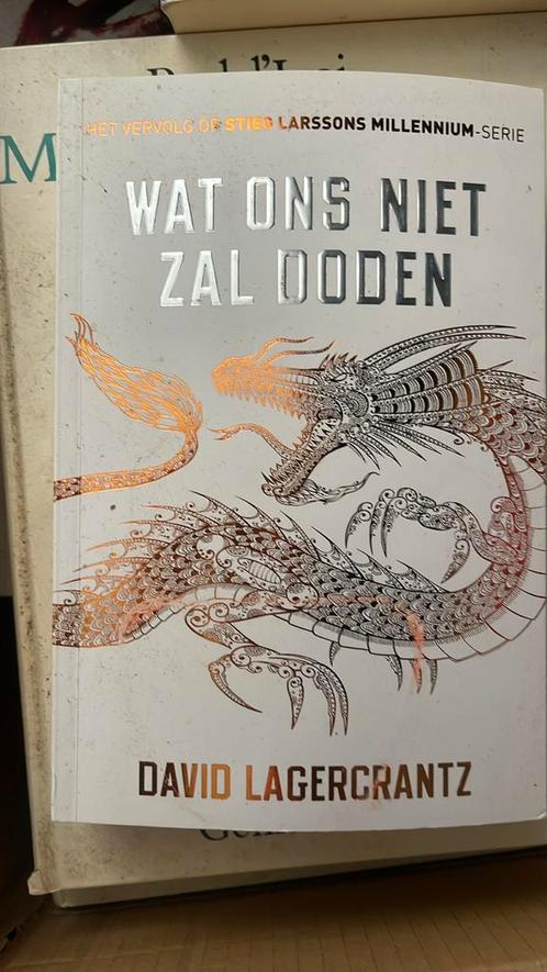 David Lagercrantz - Wat ons niet zal doden, Boeken, Thrillers, Zo goed als nieuw, Nederland, Ophalen of Verzenden