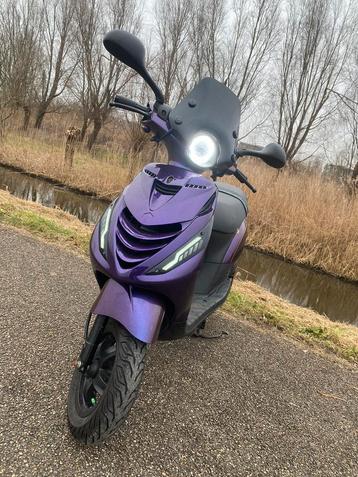 Piaggio zip 4t 2022 beschikbaar voor biedingen