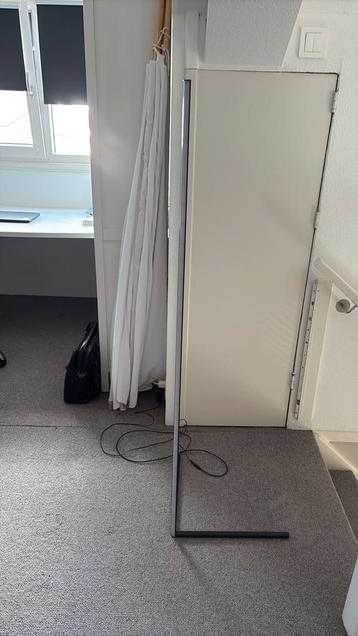 Minimalistische ledlamp kleur beschikbaar voor biedingen